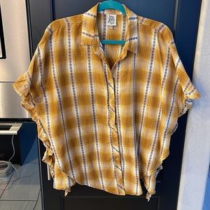 Super cute fall boutique plaid from Ivy Jane